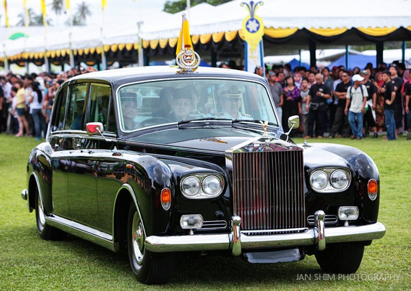  His Majesty's choice of transport has been the RollsRoyce Phantom VI